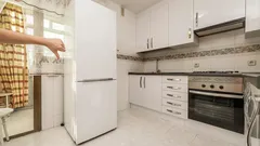 Verabschieden Sie sich von der klassischen Platzierung des Kühlschranks: Es gibt eine ästhetischere und praktischere Lösung