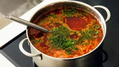 Warum du den Schöpflöffel nie im Suppentopf lassen solltest