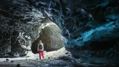 Ein Geologe verbrachte zwei Monate unter der Erde in einer Höhle und machte eine erstaunliche Entdeckung